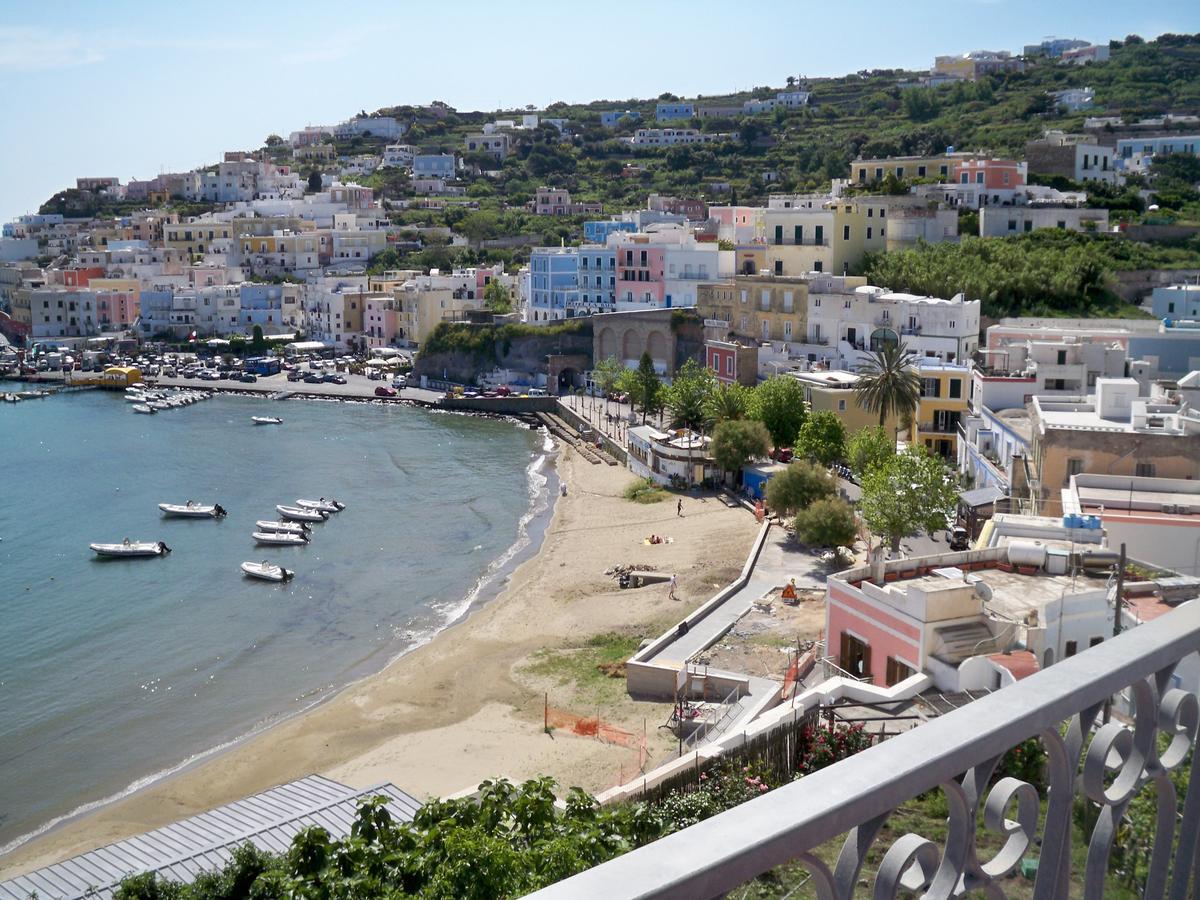 L'Isolana Case Vacanza Palma 1 Ponza Dış mekan fotoğraf